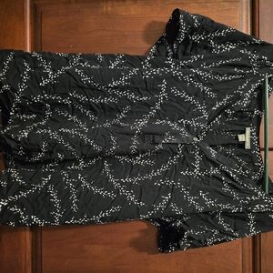 Black and White Leaf Print Blouse